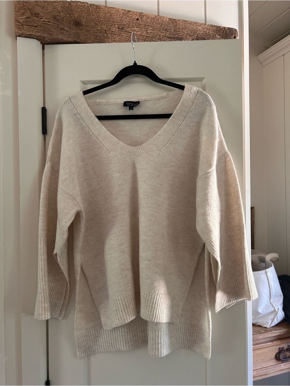 Topshop Cream V-Neck Women's Sweater